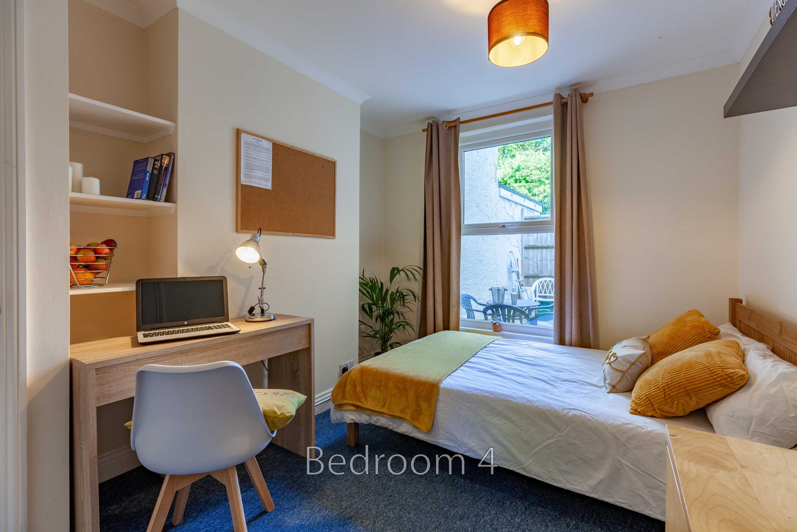 Room 4