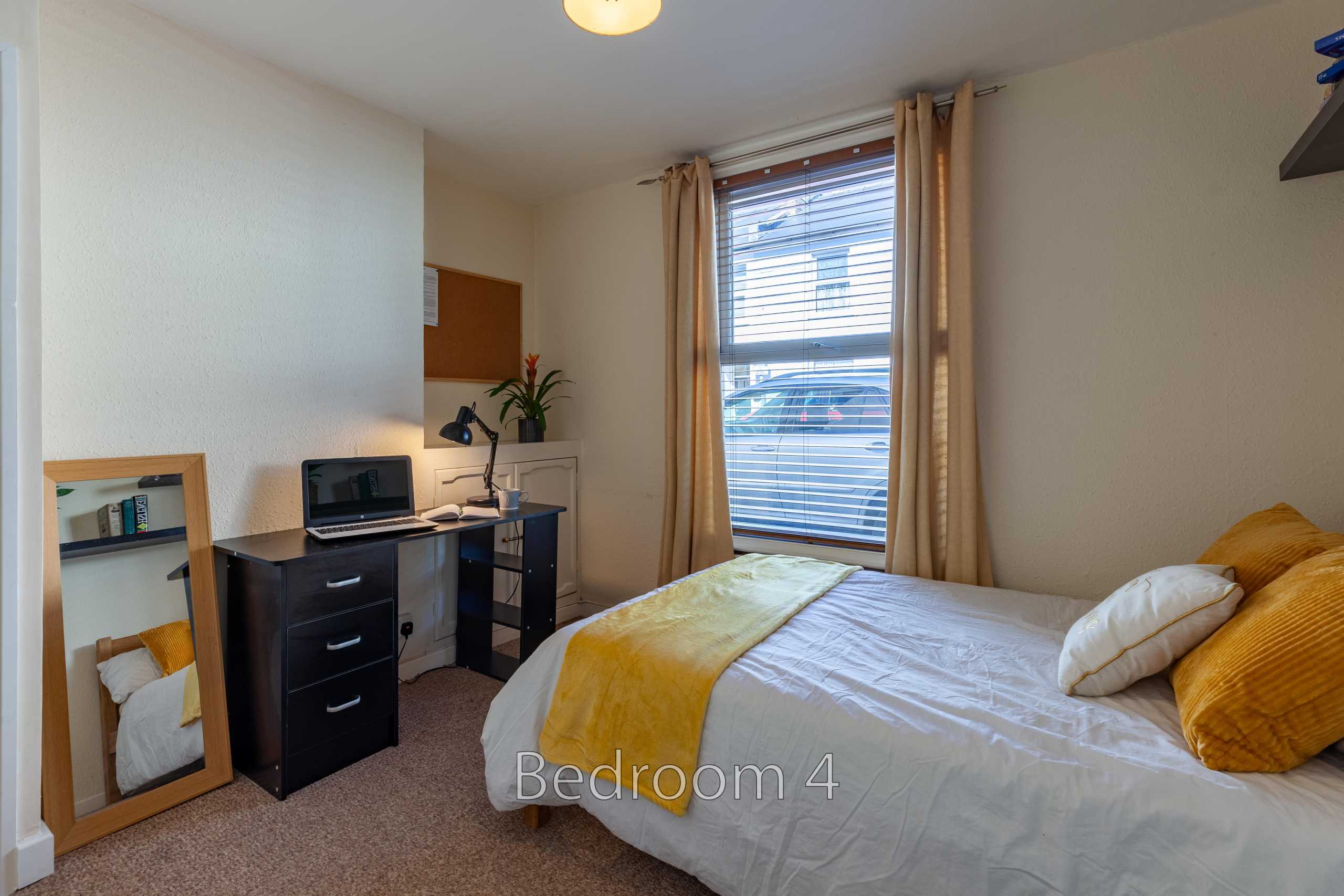 Room 4