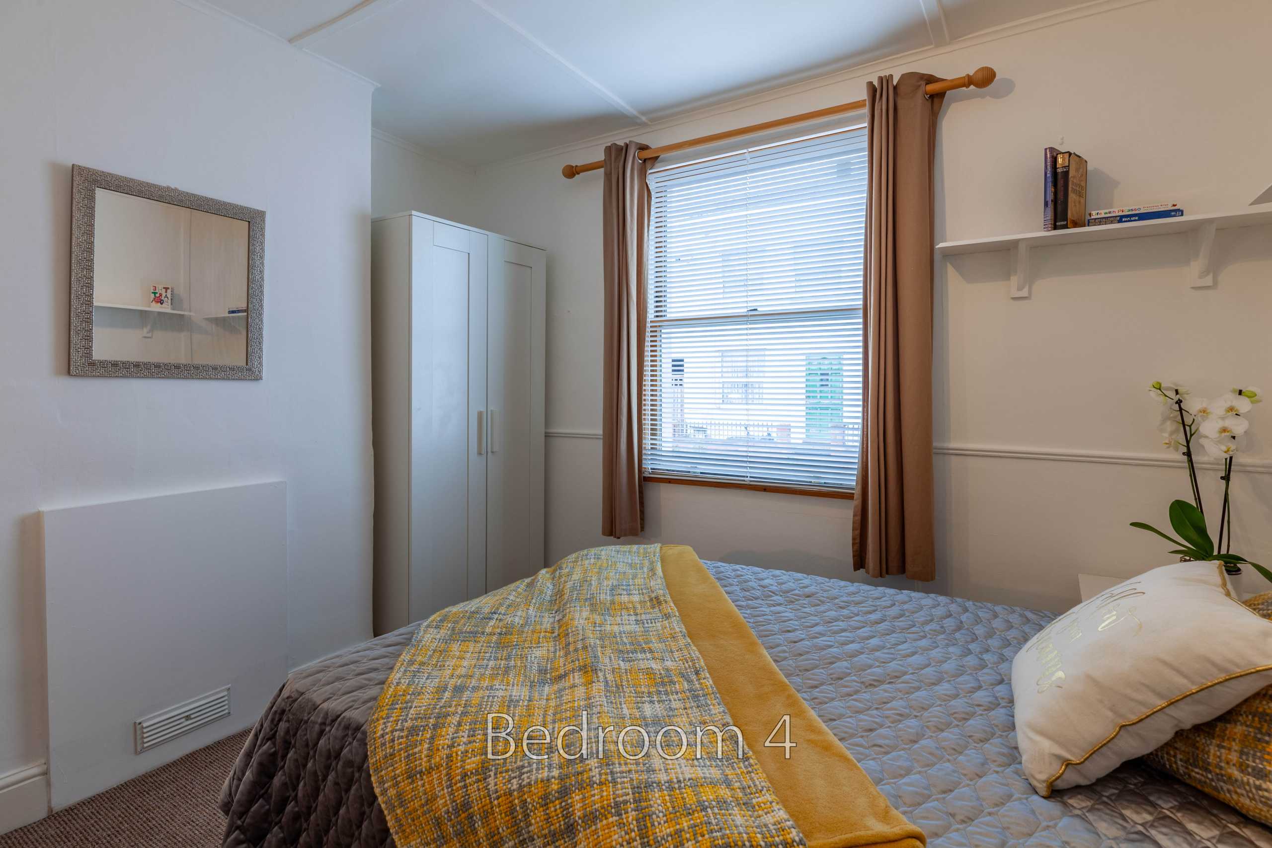 Room 4