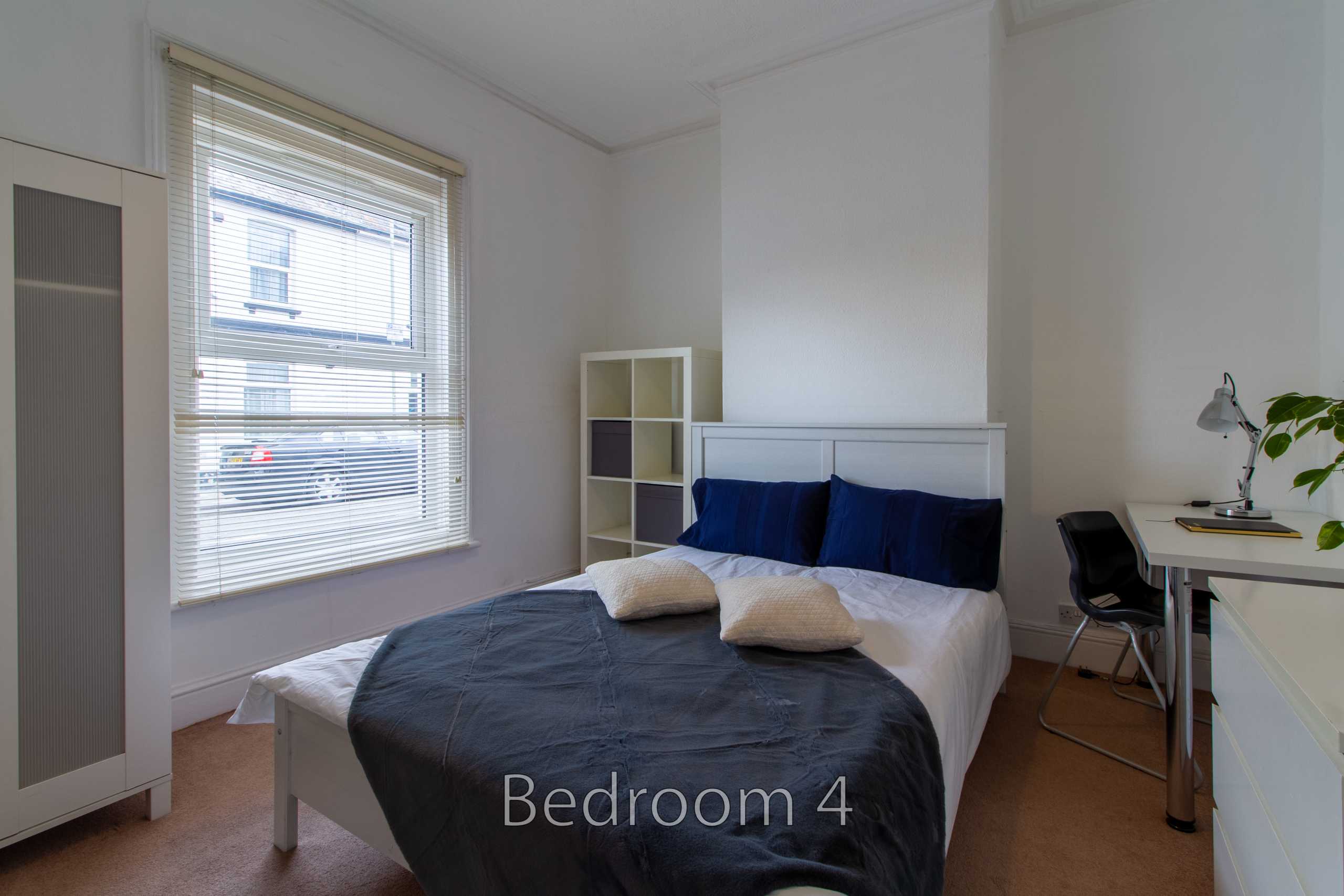Room 4