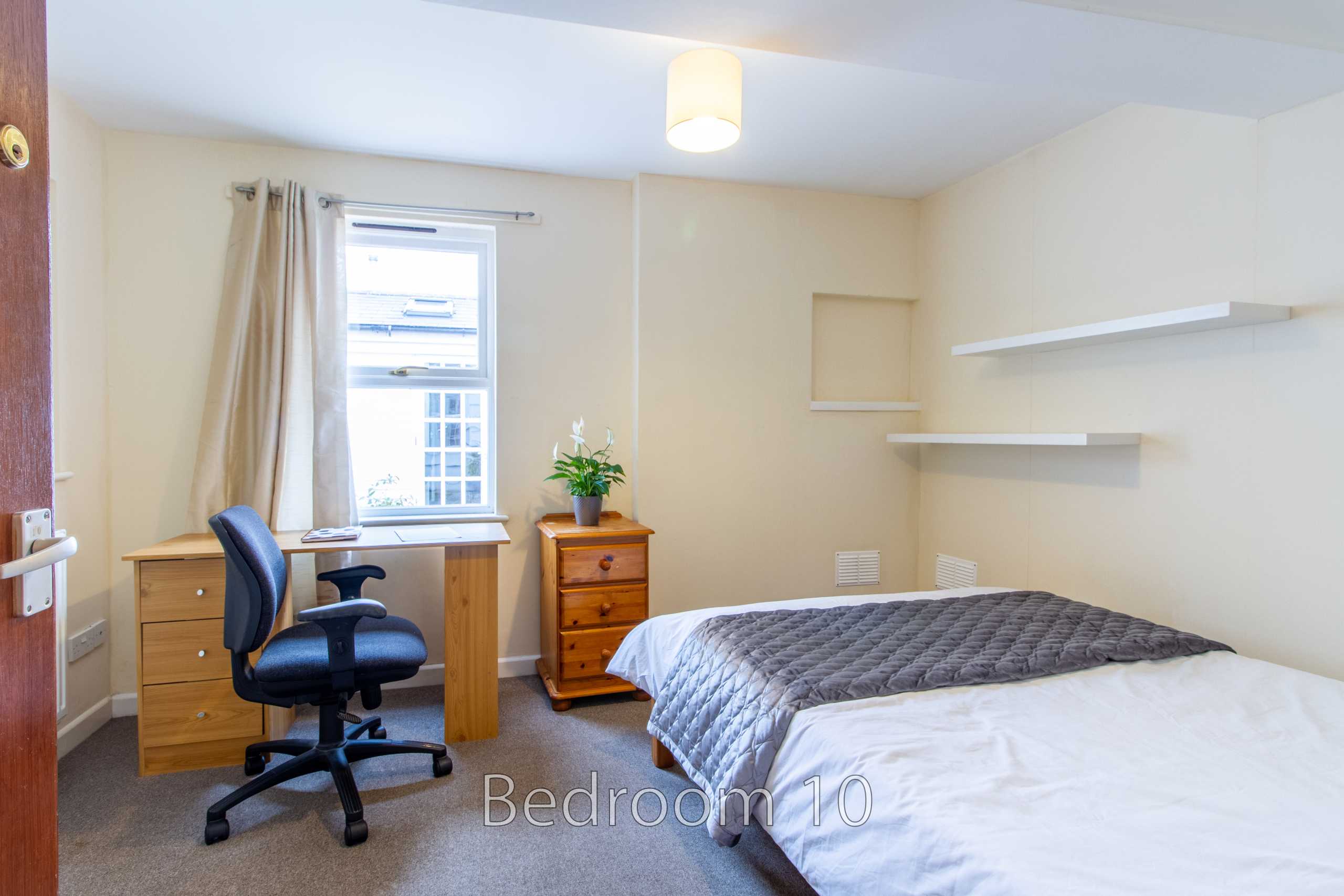 Room 10