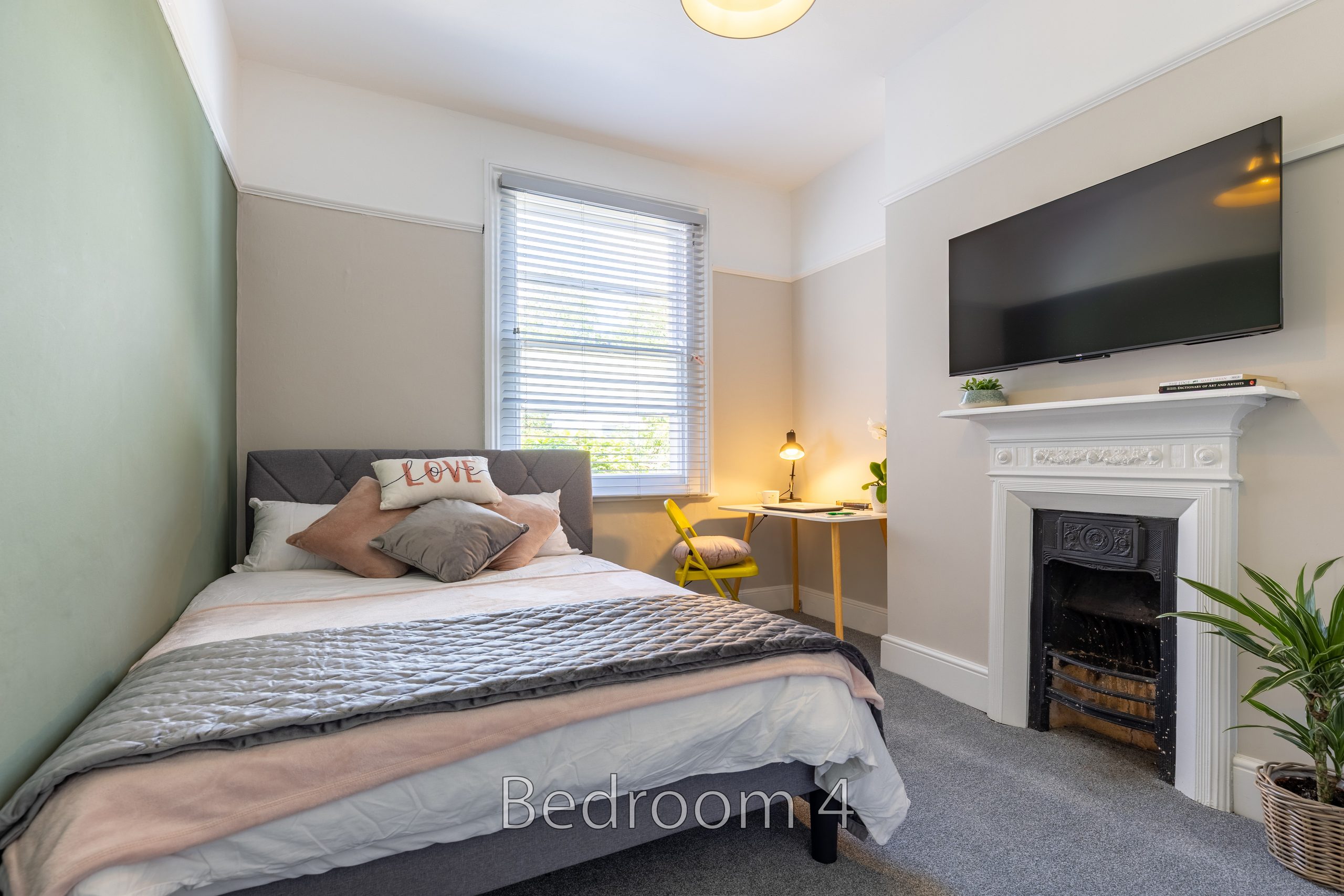 Room 4