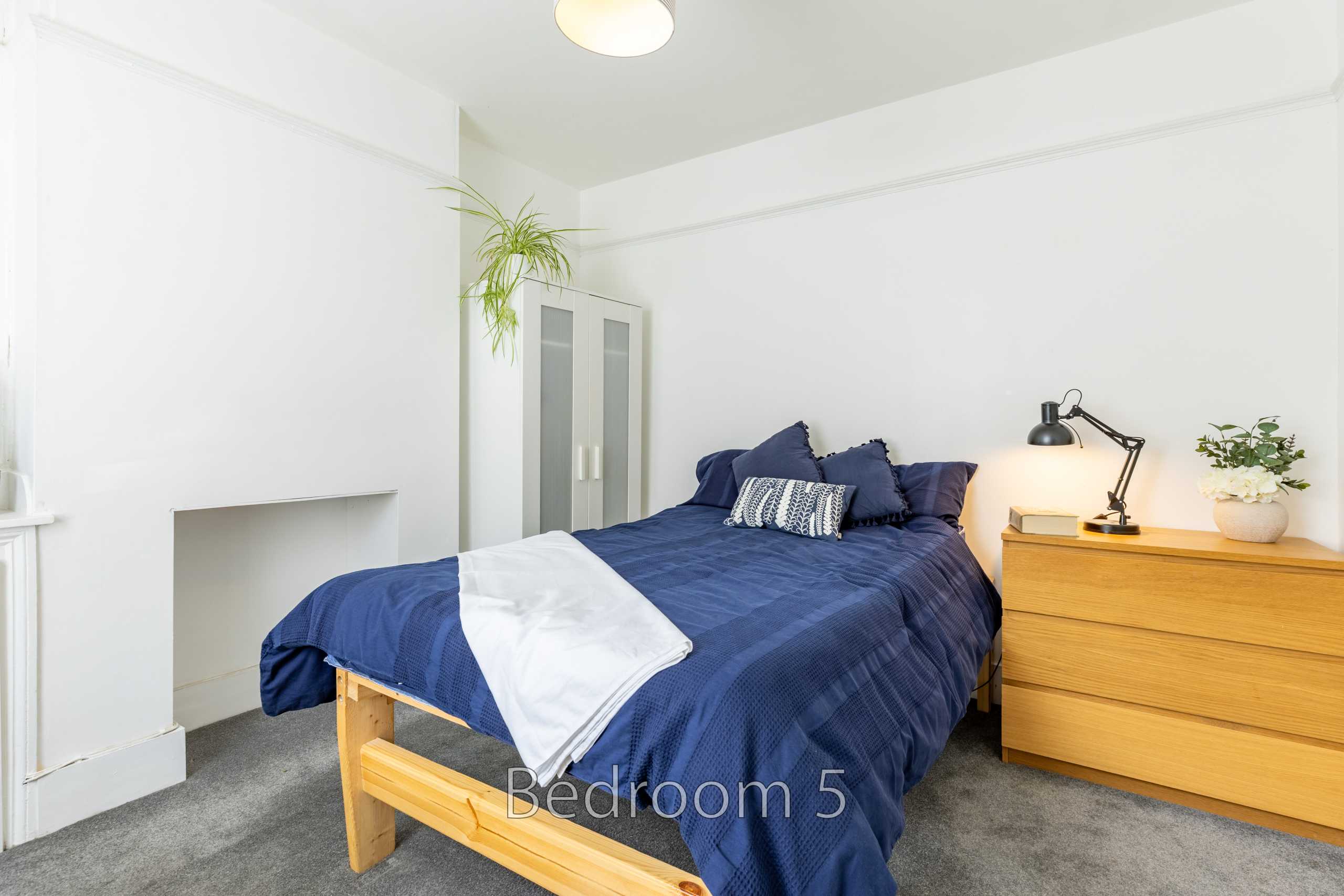 Room 5